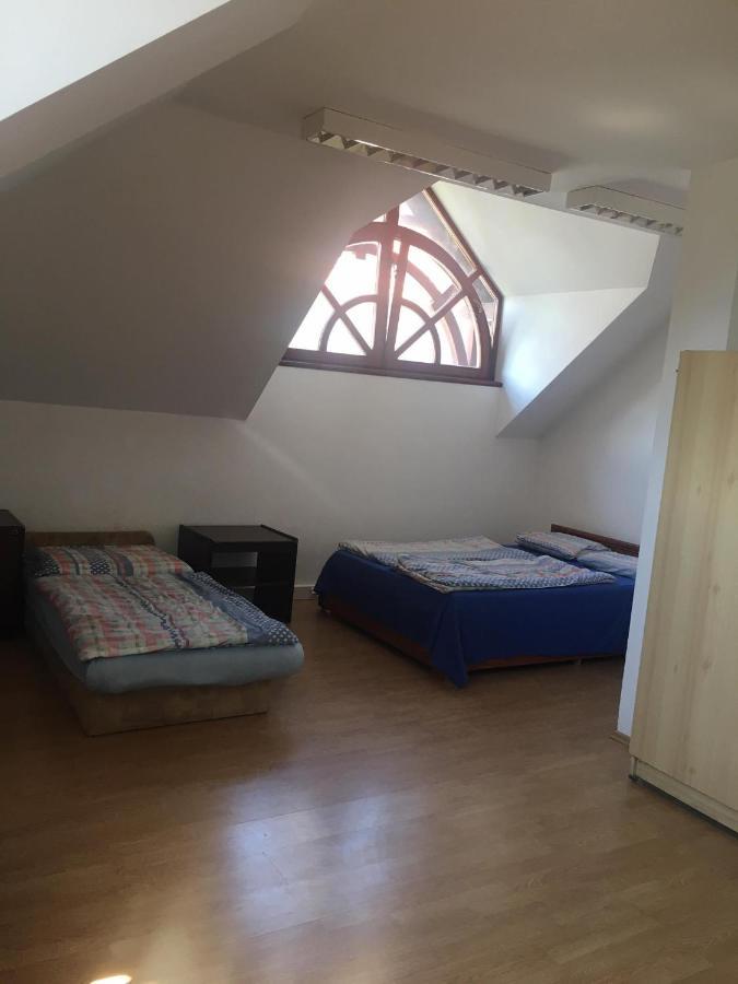 Goencoelhaz Hostel วาค ภายนอก รูปภาพ