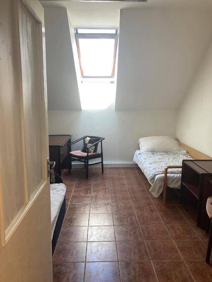 Goencoelhaz Hostel วาค ภายนอก รูปภาพ
