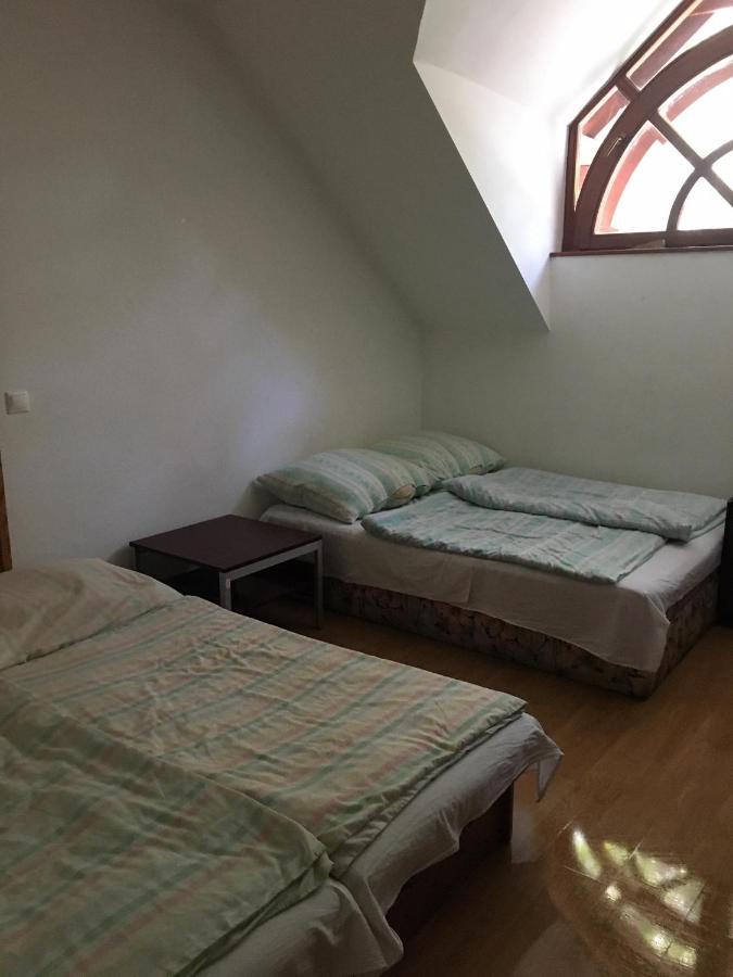 Goencoelhaz Hostel วาค ภายนอก รูปภาพ