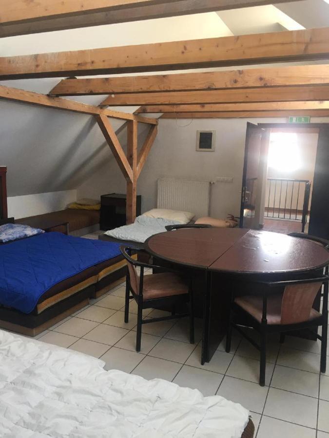 Goencoelhaz Hostel วาค ภายนอก รูปภาพ